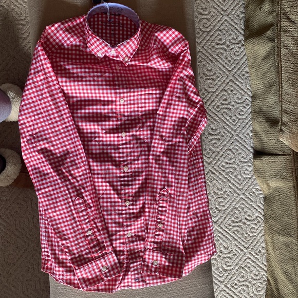 Vineyard Vines performance long sleeve button up - Picture 3 of 3